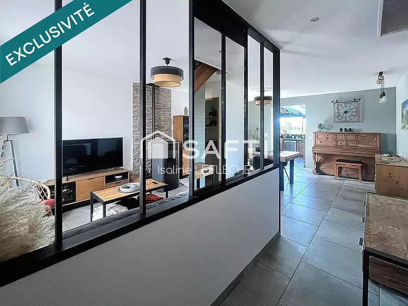 Maison, 115 m²