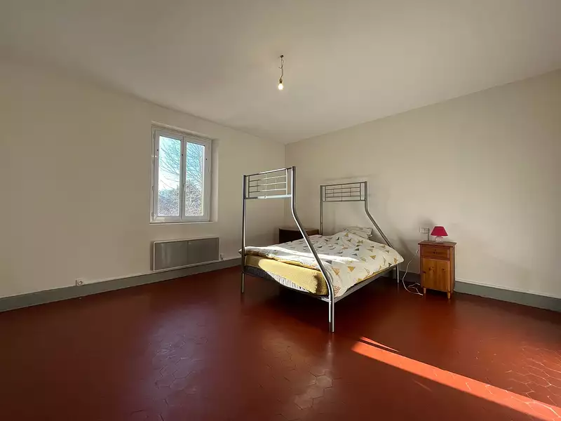 Immeuble, 240 m²