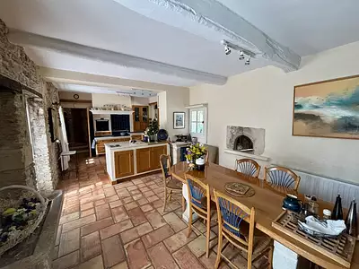 Maison, 261 m²
