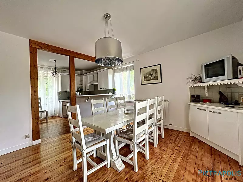 Maison, 286 m²