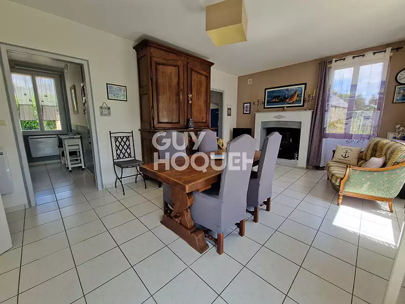 Maison, 234 m²