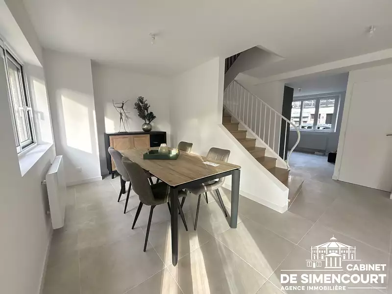 Maison, 165 m²