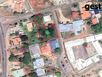 Terrain, 1 045 m²