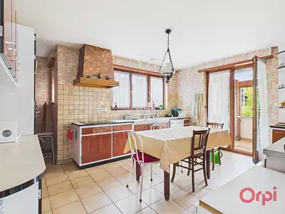 Maison, 215 m²