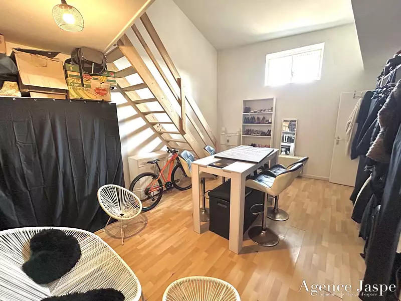Immeuble, 255 m²