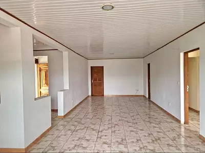 Maison, 220 m²