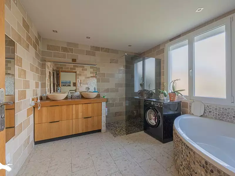 Maison, 140 m²