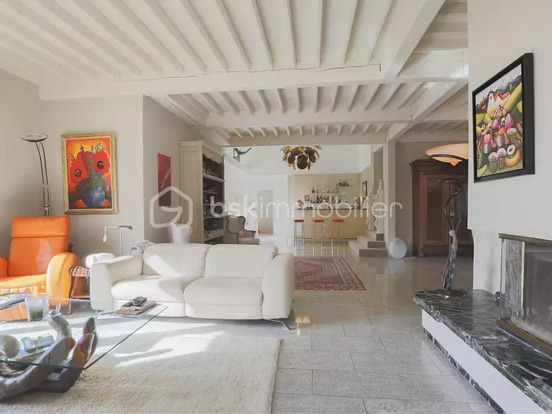 Maison, 280 m²