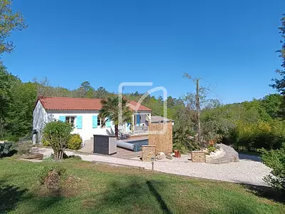 Maison, 171 m²