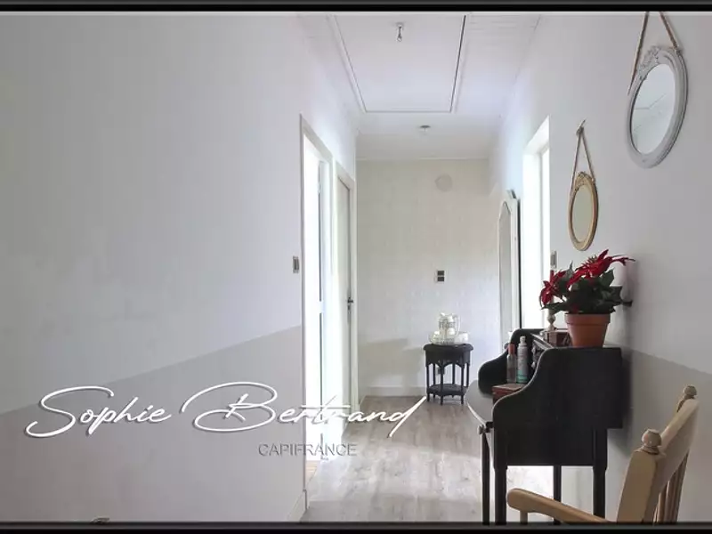Maison, 236 m²
