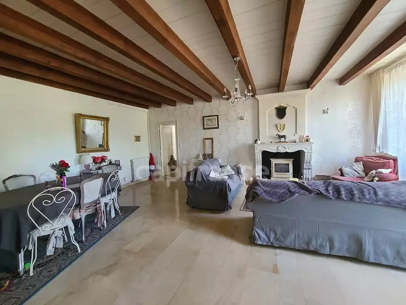 Maison, 207 m²