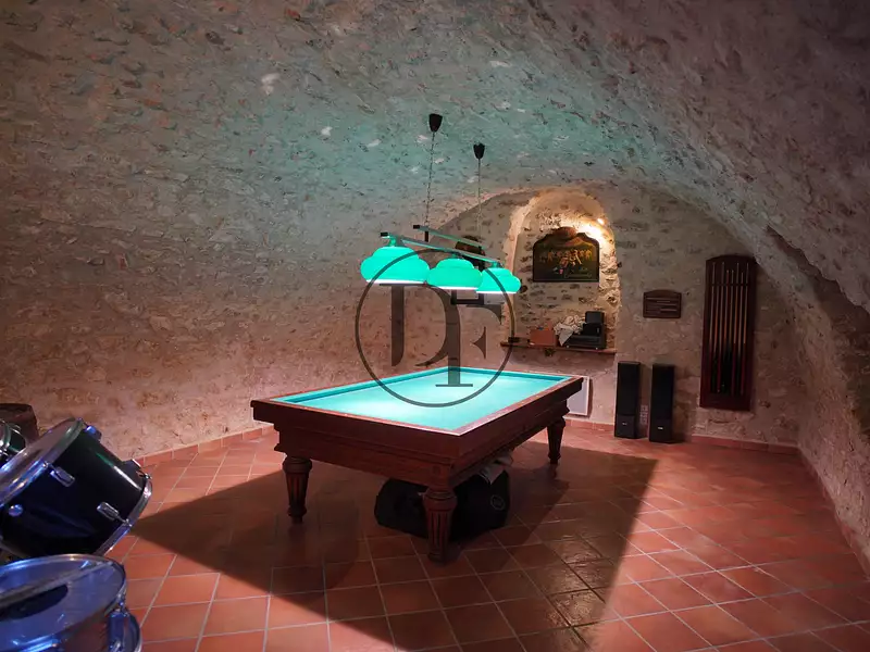 Maison, 278 m²