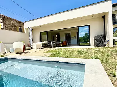 Maison, 220 m²