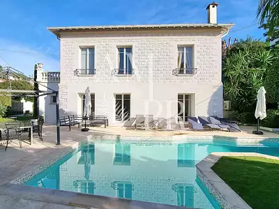 Maison, 350 m²
