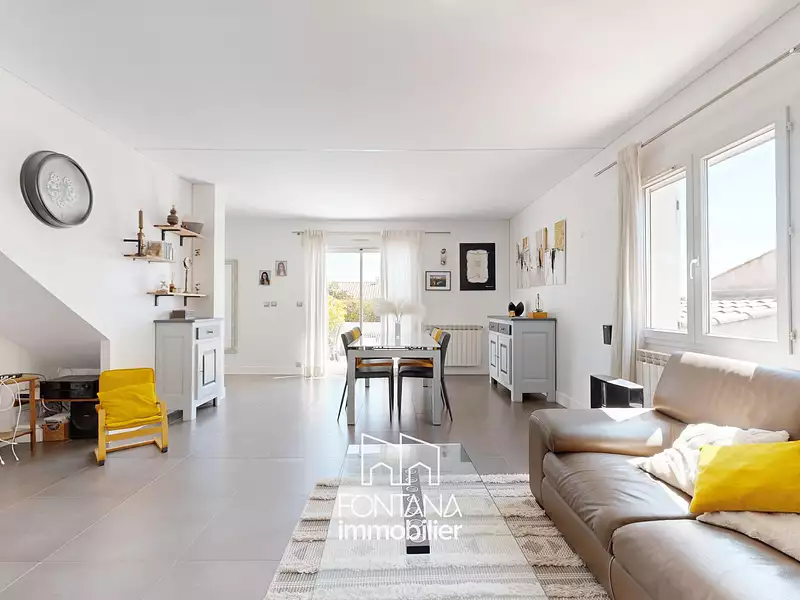 Maison, 169 m²