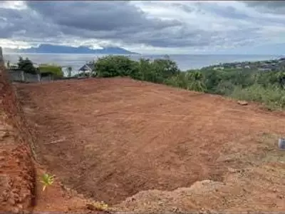 Terrain, 2 000 m²