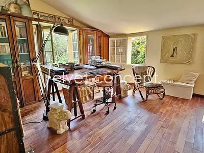Maison, 201 m²