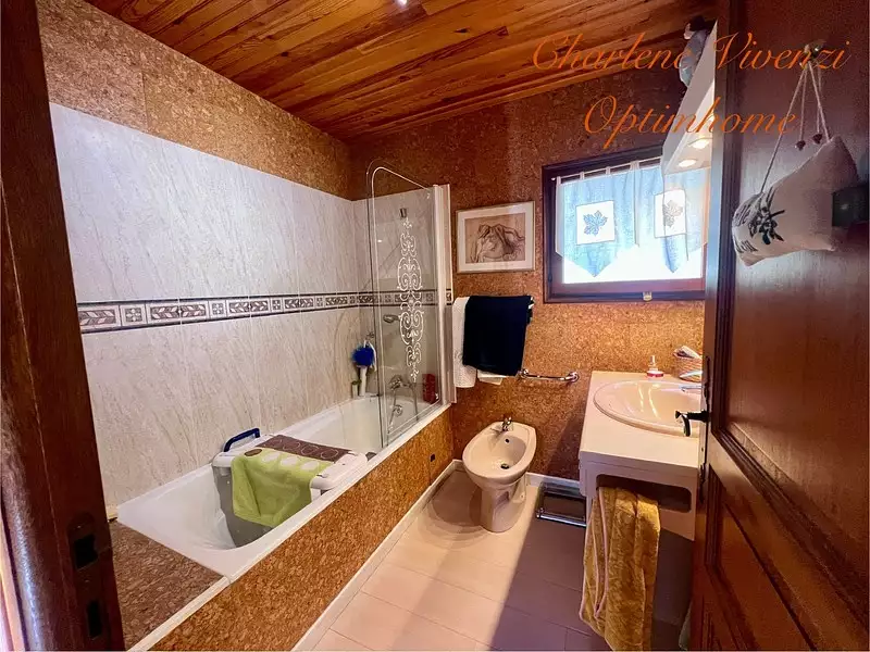 Maison, 200 m²