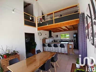 Maison, 179 m²