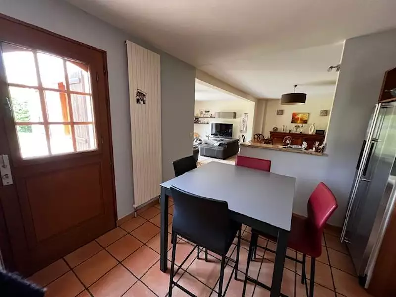 Maison, 201 m²