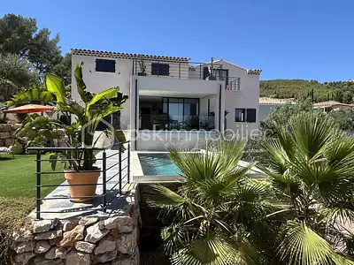 Maison, 155 m²