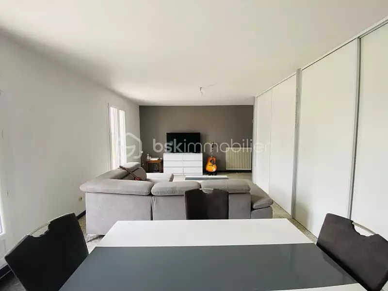 Maison, 77 m²