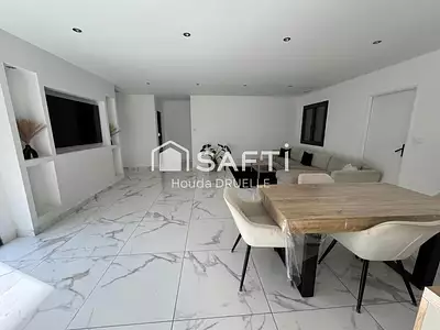 Maison, 114 m²
