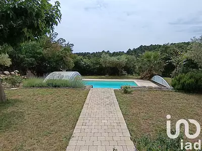 Maison, 198 m²