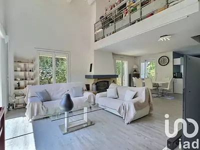 Maison, 250 m²