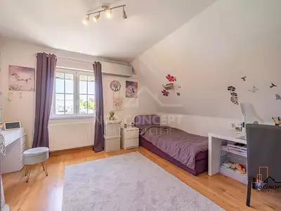 Maison, 136,1 m²