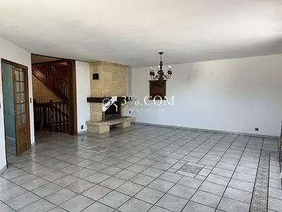 Maison, 639 m²
