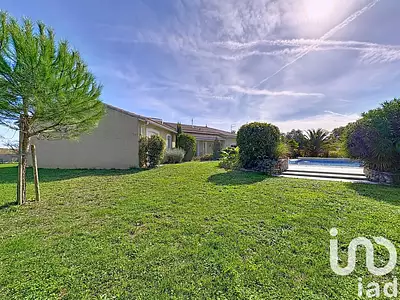 Maison, 204 m²