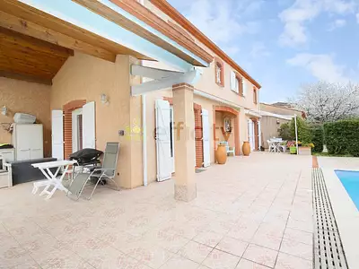 Maison, 196 m²
