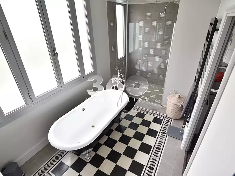 Appartement, 235 m²