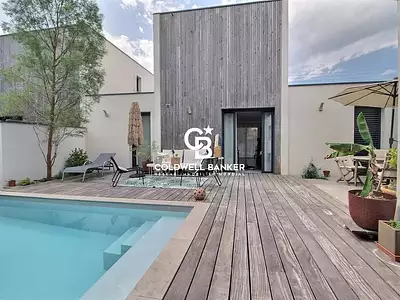 Maison, 182 m²