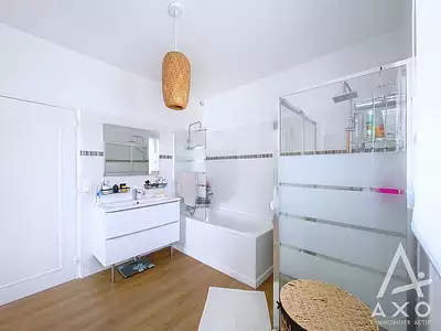 Maison, 204 m²
