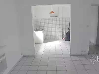 Immeuble, 255 m²