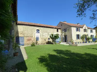 Maison, 260 m²