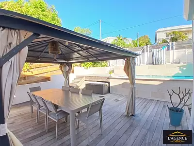 Maison, 115 m²
