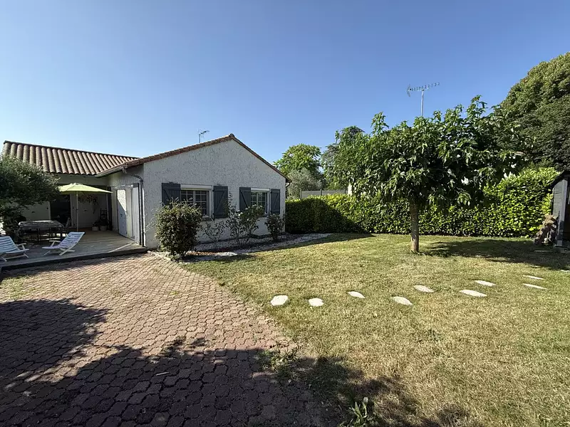 Maison, 147 m²