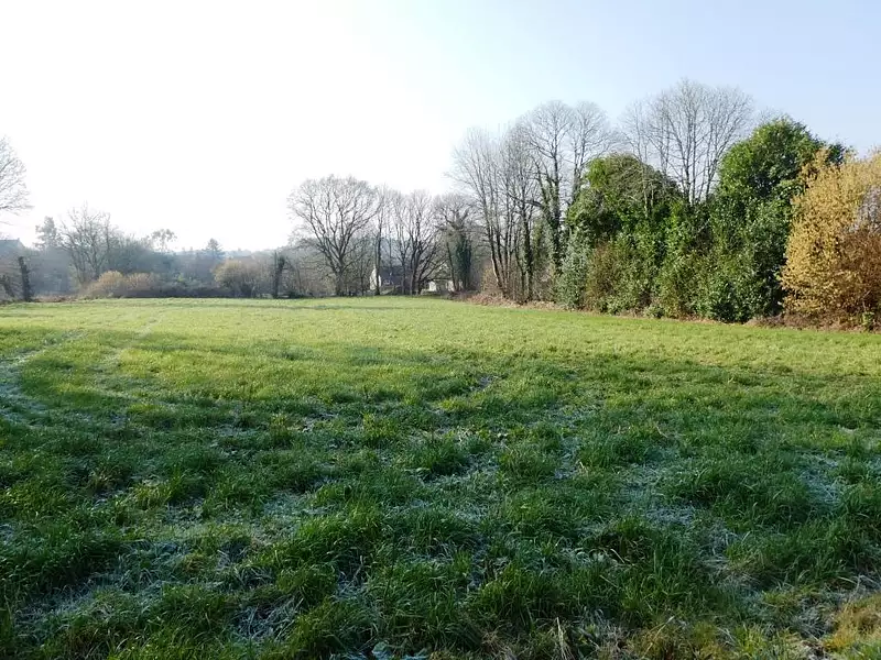 Terrain, 2 690 m²