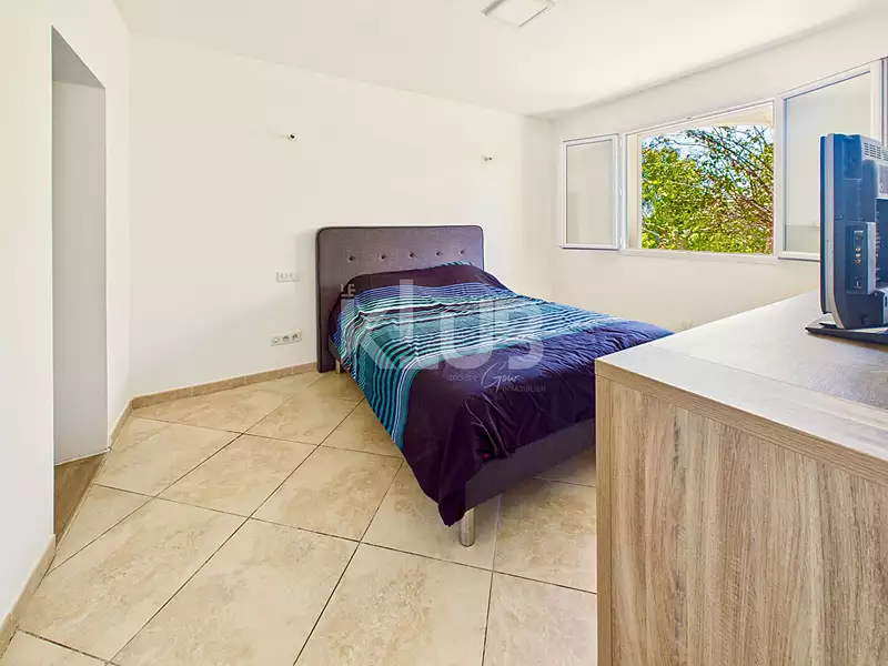 Maison, 167 m²