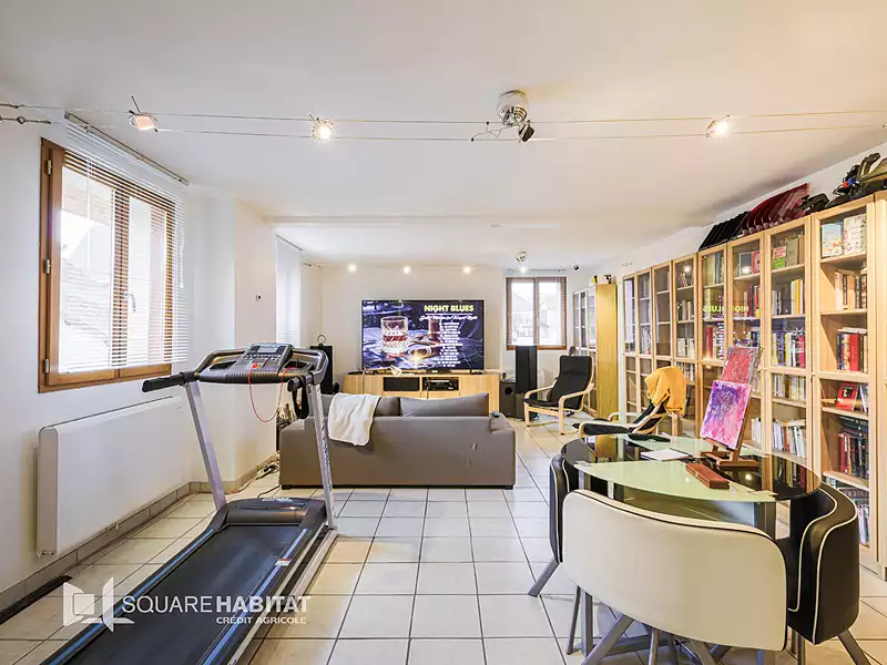Maison, 395 m²