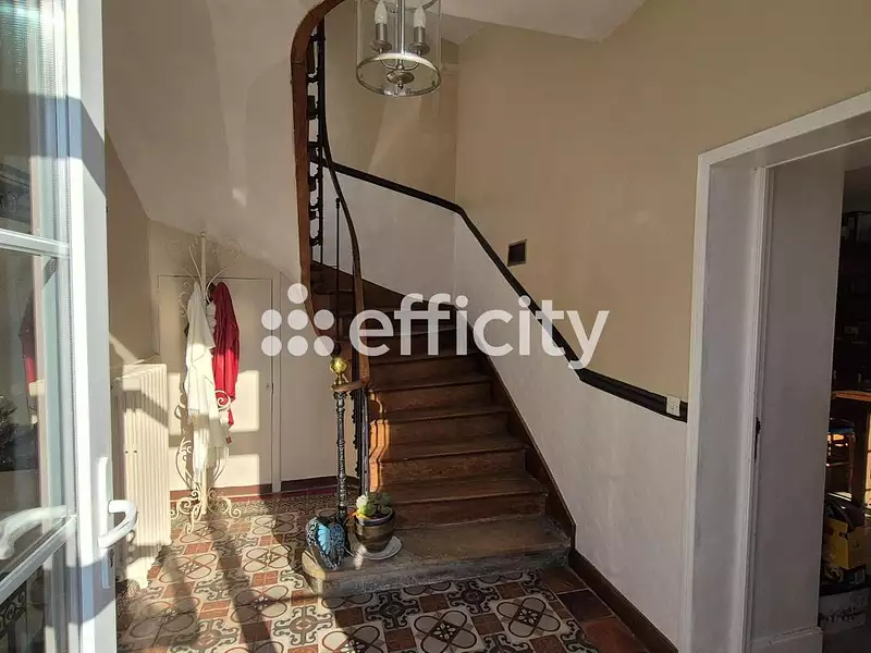 Maison, 495 m²