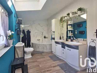 Maison, 195 m²