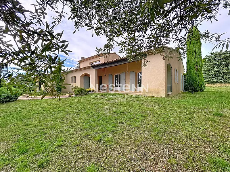 Maison, 180 m²
