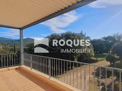 Maison, 159 m²