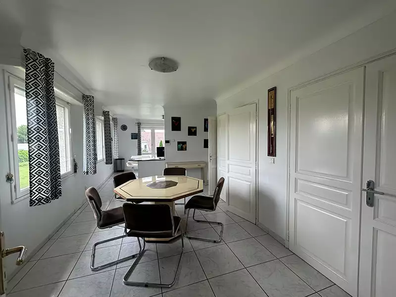 Maison, 300 m²