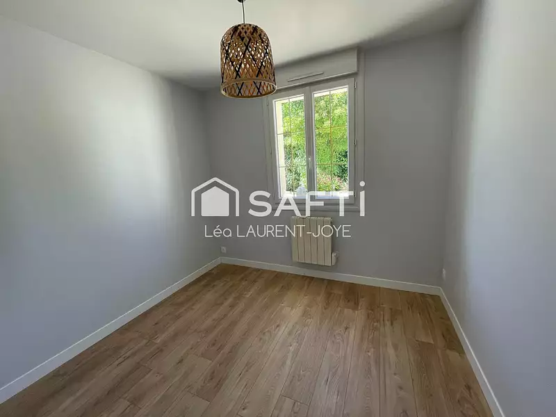 Maison, 240 m²
