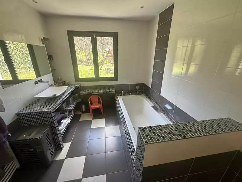 Maison, 187 m²